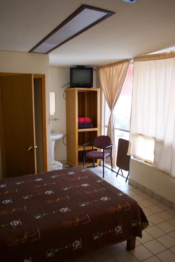Hotel Centric Chihuahua Extérieur photo